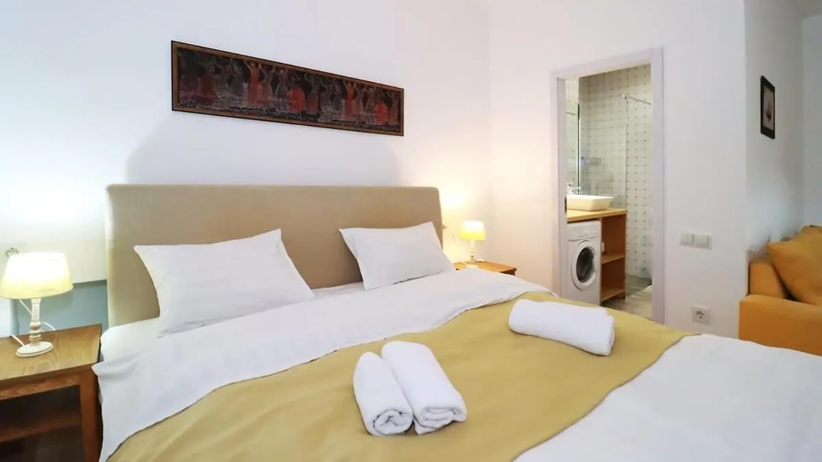 Wehost Heart Of Tbilisi Studio Apartment
